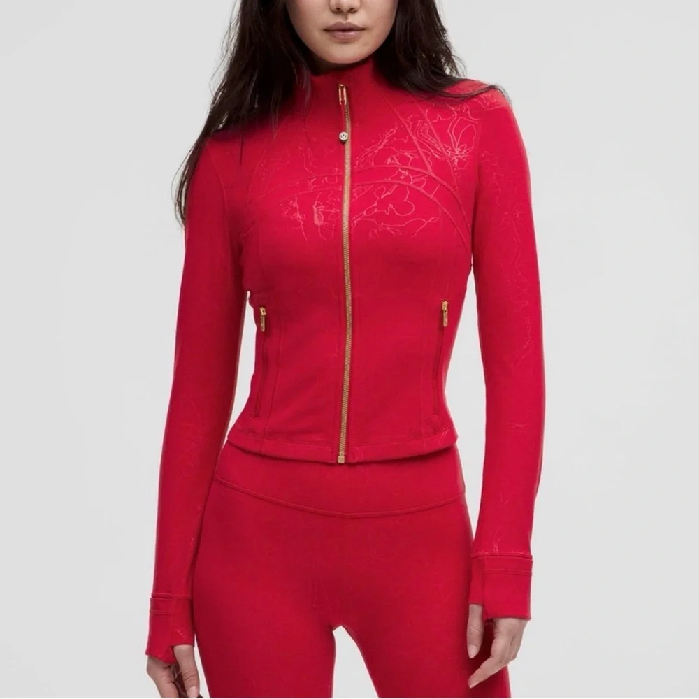 Cropped Define Jacket (Year of Snake Emboss) - Picture 4 of 4